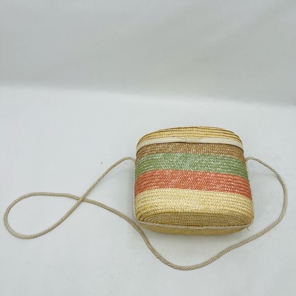 Straw Bucket Crossbody Bag - Picture 6 of 9